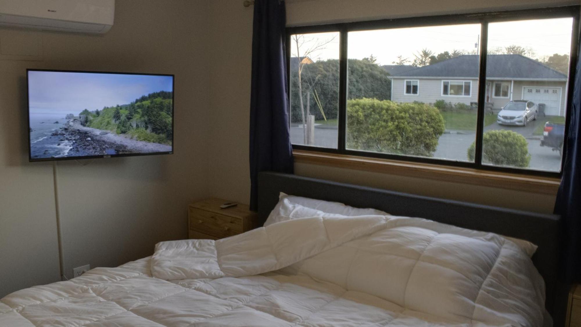 Private Home - Playground, Jumping Mat, Bbq, Darts, Firepit, Gazebo, 4 Smart Tvs, White Cotton Bedding, - The Redwood Cul-De Sac Beach Retreat Crescent City Exterior foto