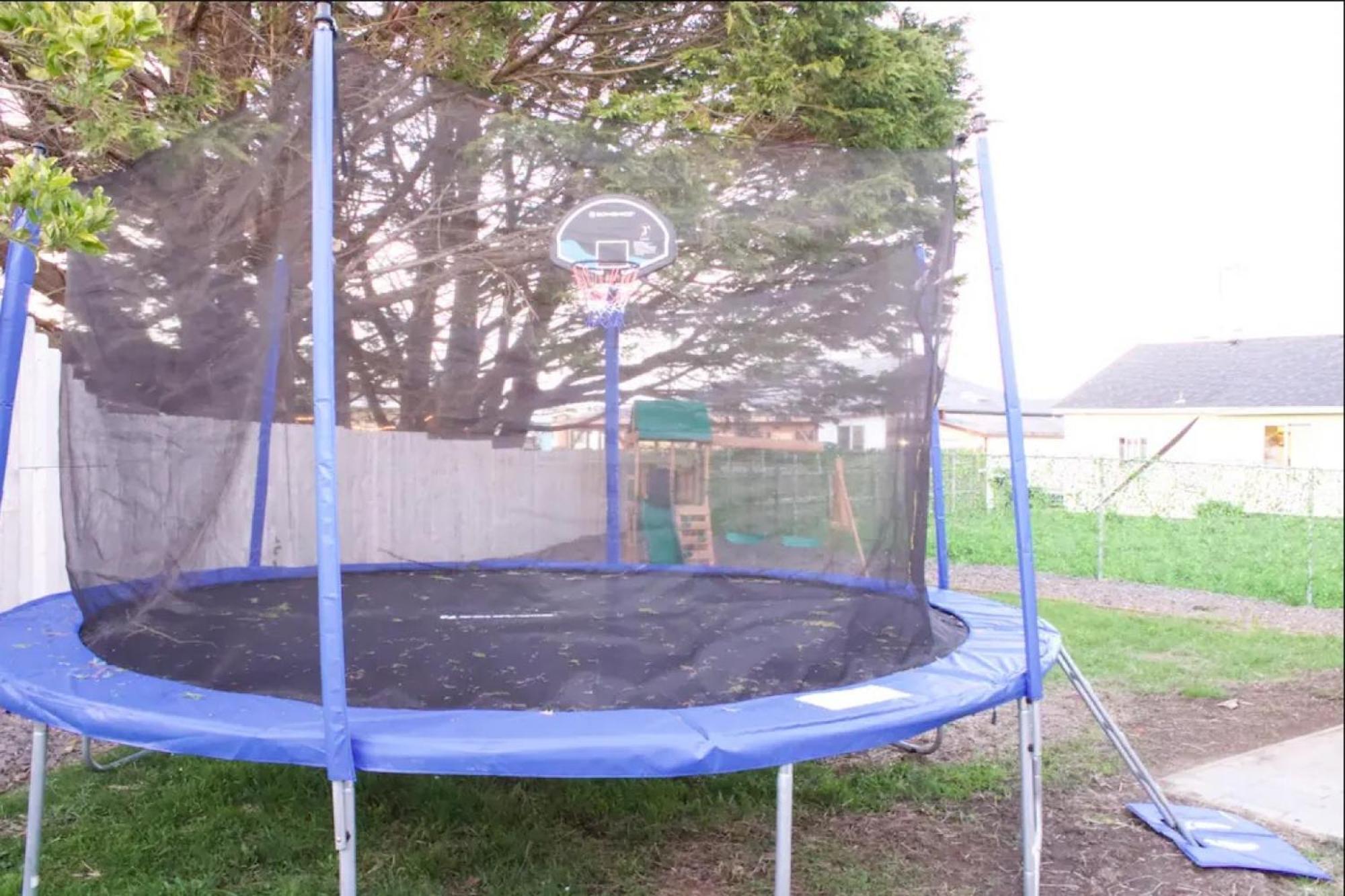 Private Home - Playground, Jumping Mat, Bbq, Darts, Firepit, Gazebo, 4 Smart Tvs, White Cotton Bedding, - The Redwood Cul-De Sac Beach Retreat Crescent City Exterior foto